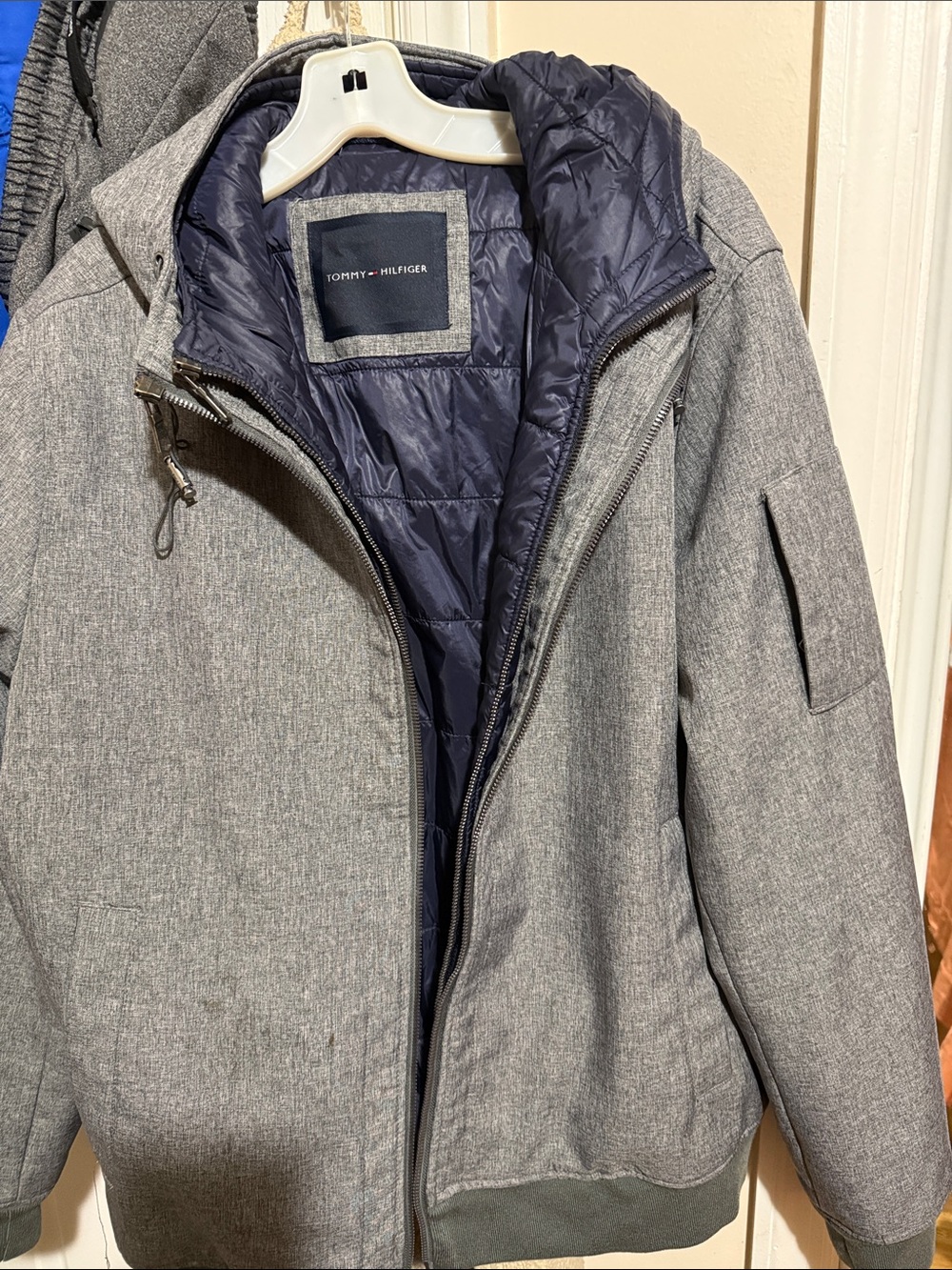 Tommy Hilfiger Gray Jacket with Navy Quilted Liner